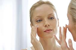Cглаживание морщин достигается с первых процедур с Platinum Mask.